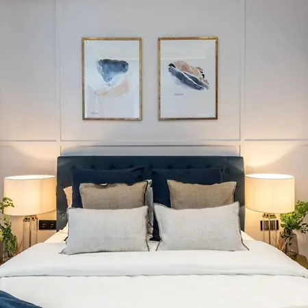 New Top Apartment *